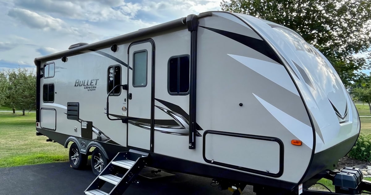 2020 Keystone RV Bullet Ultra Lite Travel trailer Rental in Castleton