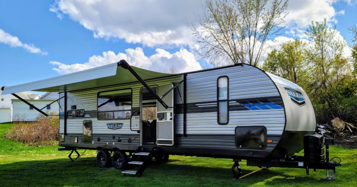 2021 Forest River Salem Travel trailer Rental in Sheboygan, WI Outdoorsy