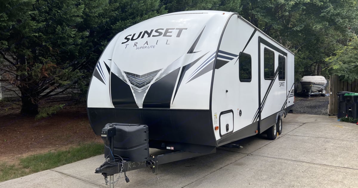 2019 Crossroads RV Sunset Trail Super Lite Travel trailer Rental in