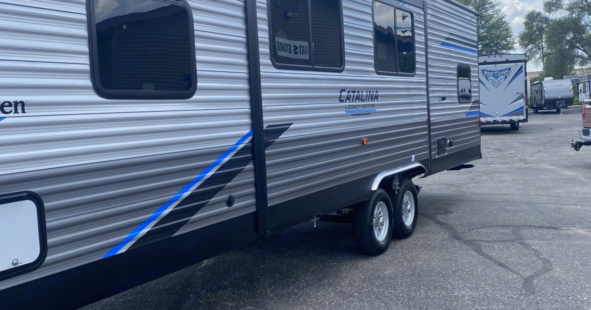 Photos 2022 Forest River Coachmen Catalina Legacy Travel trailer