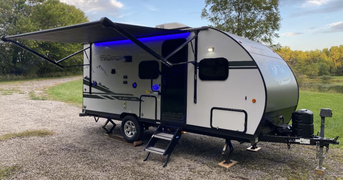 2021 Forest River Cherokee Wolf Pup Travel trailer Rental in Lafayette