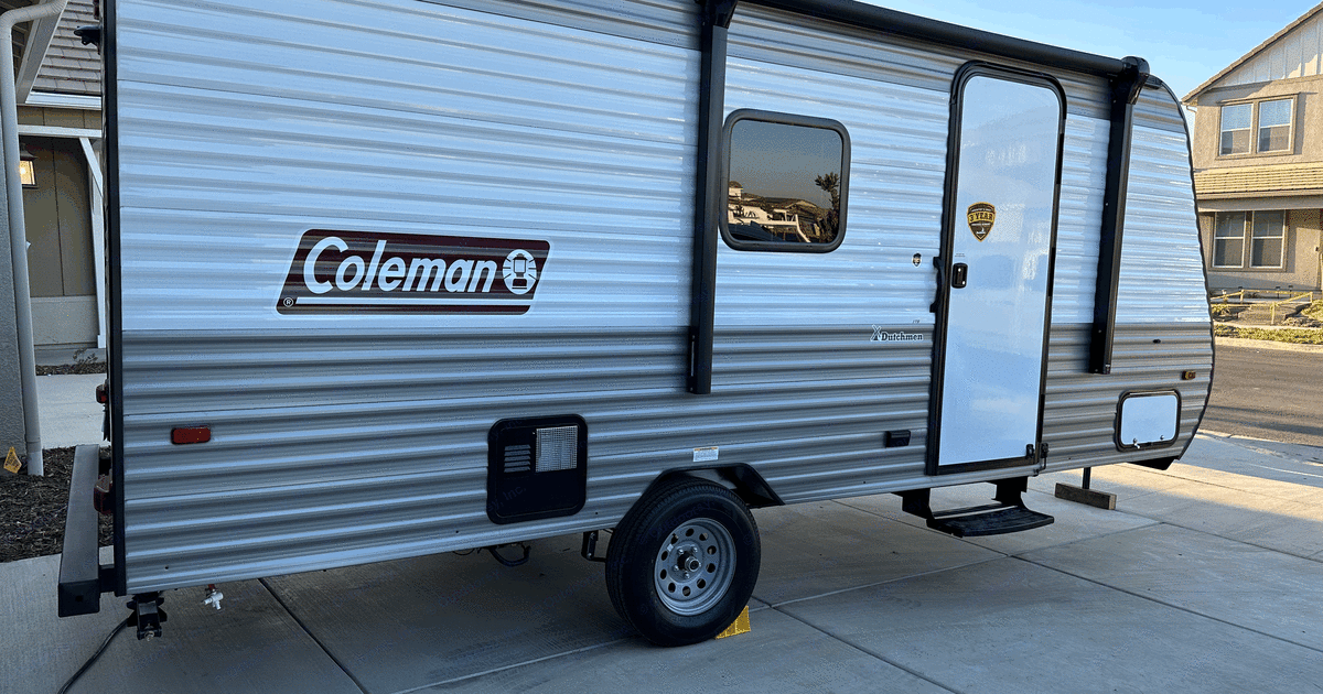 2023 Dutchman 17 b Travel trailer Rental in Hanford, CA Outdoorsy