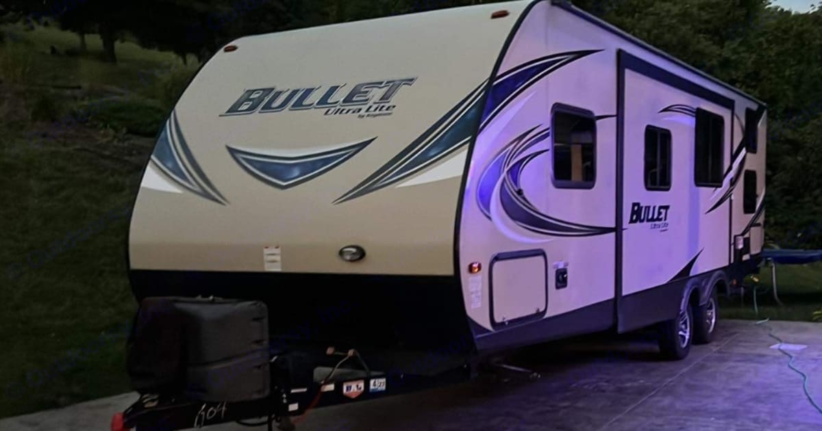 2016 Keystone RV Bullet Ultra Lite Travel trailer Rental in ROANOKE, VA