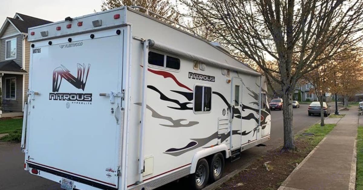 2007 Nitrous Toy Hauler Travel trailer Rental in ANCHORAGE, AK Outdoorsy
