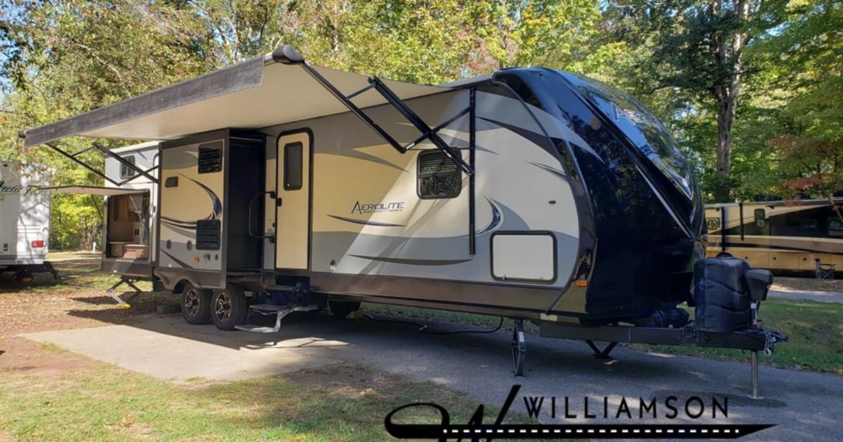 2016 Dutchmen Aerolite Travel trailer Rental in Seymour, IN Outdoorsy