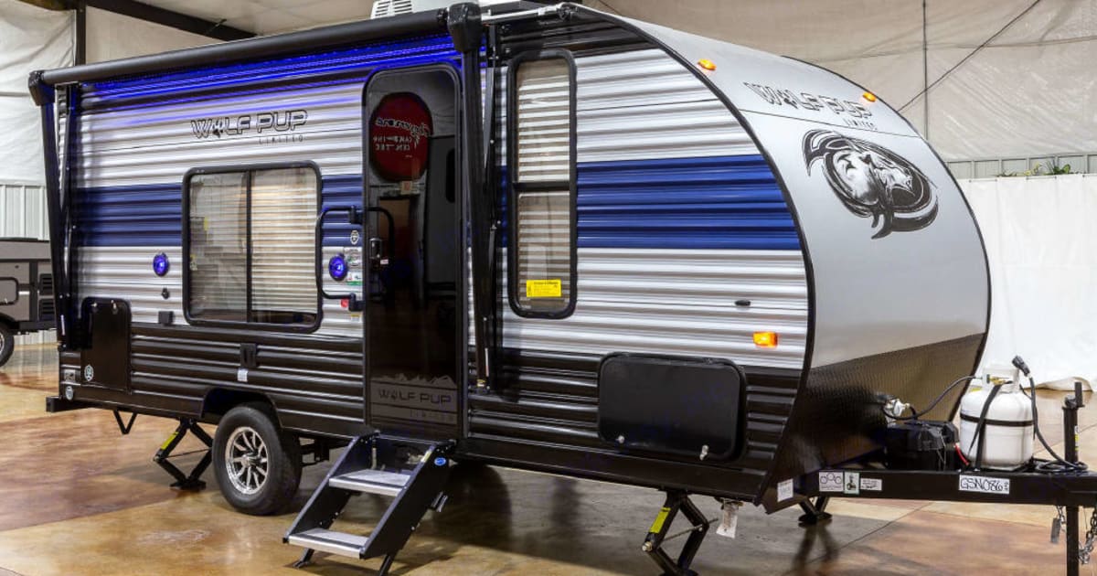 2020 Forest River Cherokee Wolf Pup Travel trailer Rental in Hanford