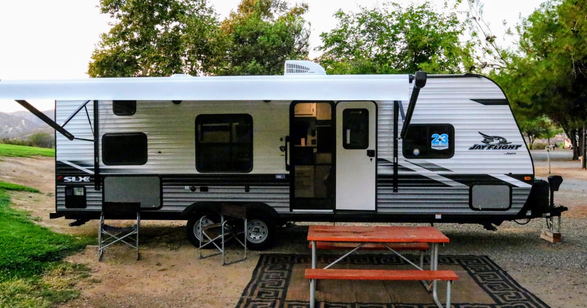 2022 Jayco Jay Flight SLX Travel trailer Rental in MURRIETA, CA Outdoorsy
