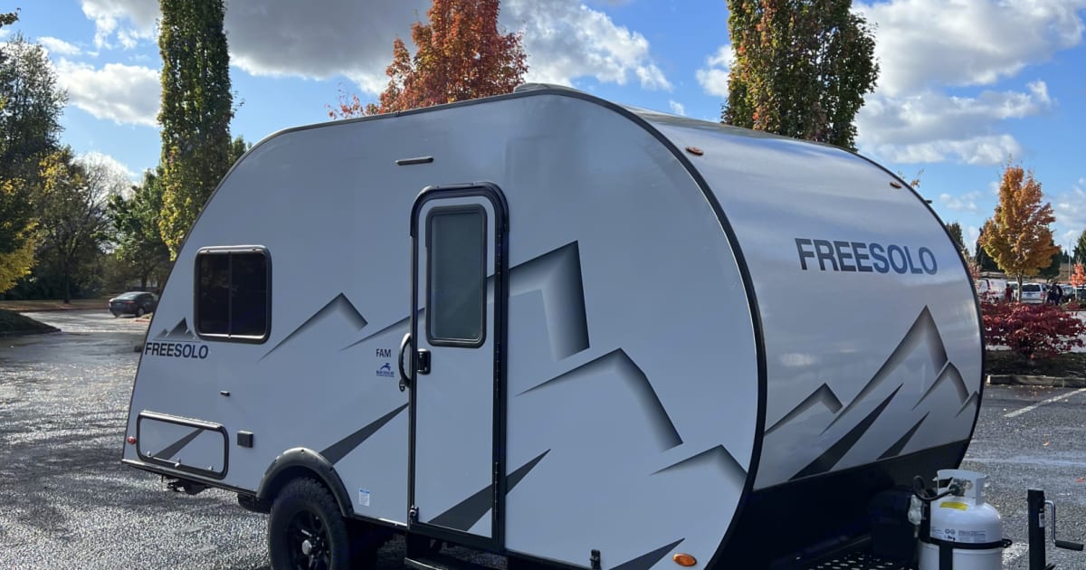 2022 Braxton Creek Free Solo Travel trailer Rental in Wood Village, OR