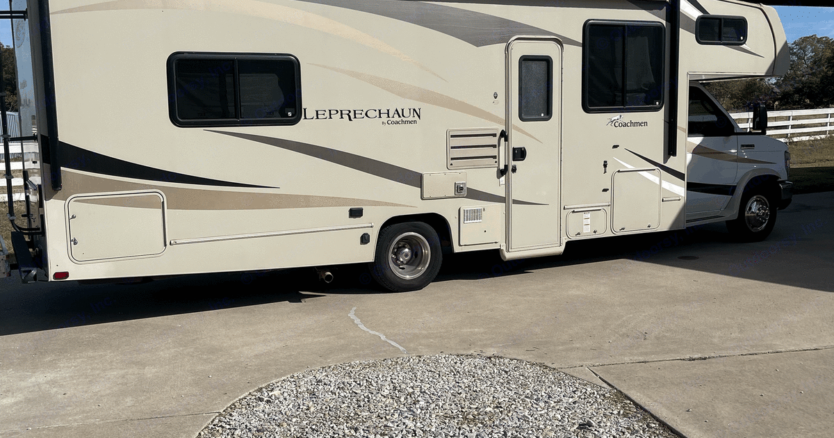 2019 Coachmen Leprechaun Class C Rental in Pilot Point, TX Outdoorsy