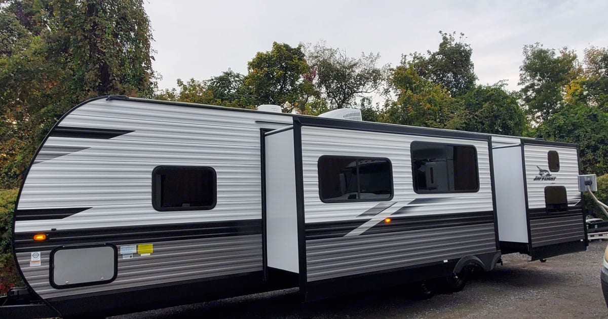 2023 Jayco Jay Flight 324BDS Travel trailer Rental in Baltimore, MD