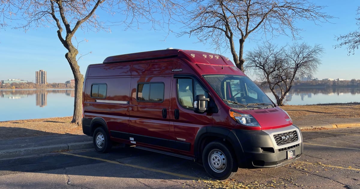 2021 Winnebago Winnebago Camper van Rental in Minneapolis, MN Outdoorsy