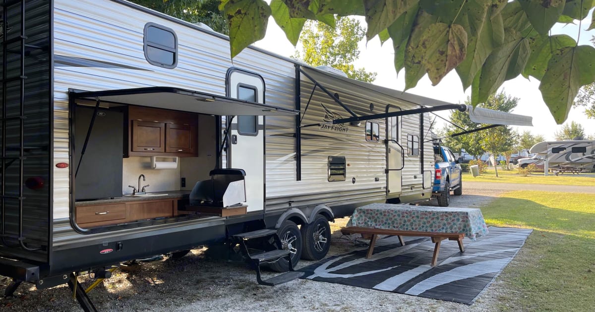 2017 Jayco Jay Flight Travel trailer Rental in Middleburg, FL Outdoorsy