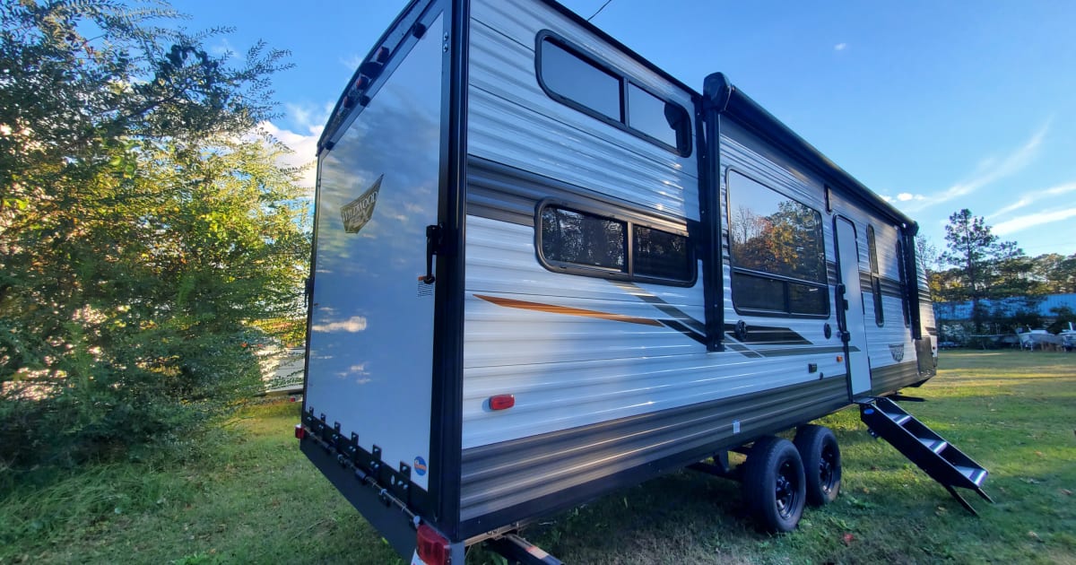 2022 Forest River Wildwood Toy hauler Rental in Swansboro, NC Outdoorsy
