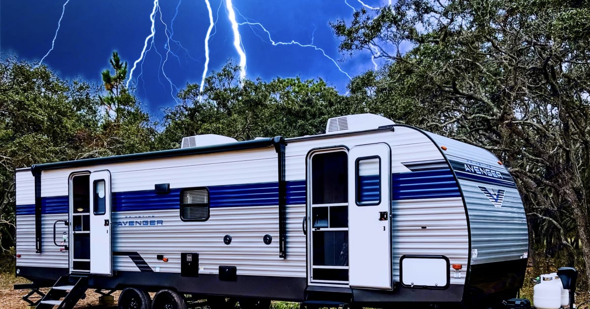 2023 Prime Time Avenger 28BHS Travel trailer Rental in Hudson, FL