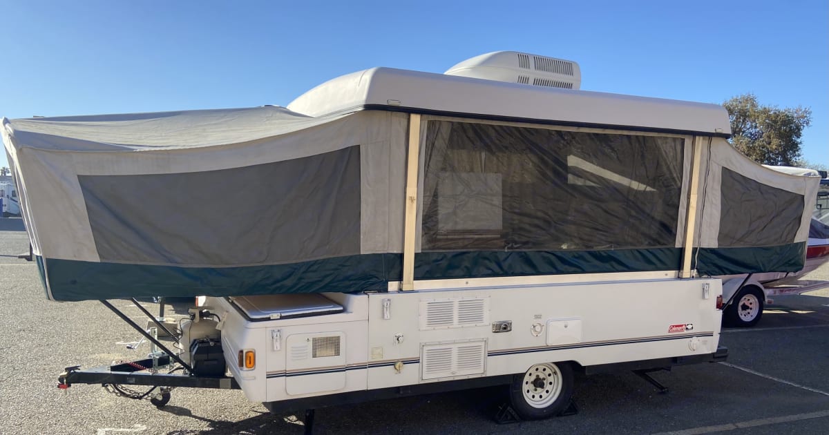 2000 Coleman Grand Tour Folding trailer Rental in Rancho Cordova, CA
