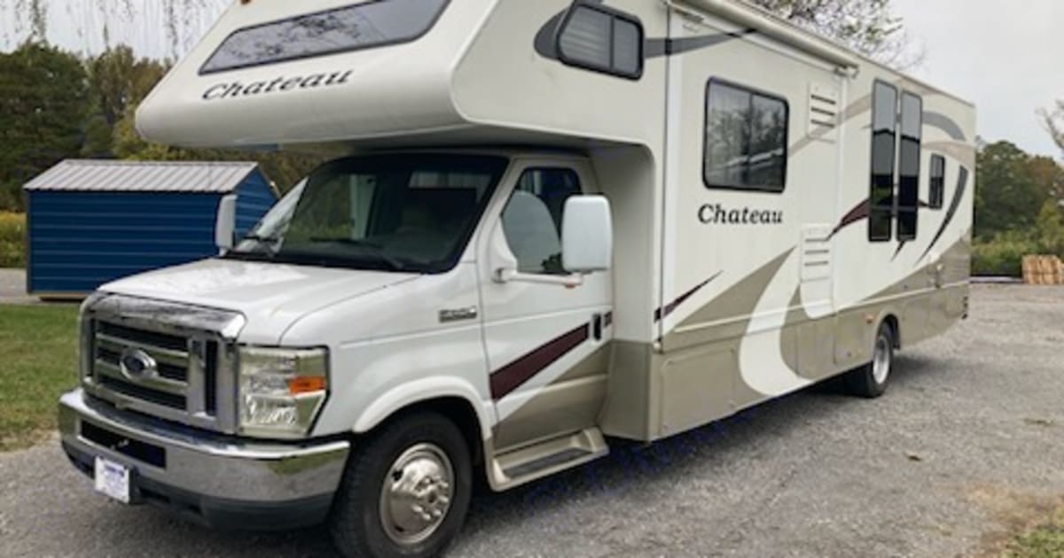2008 Four Winds Chateau Motorhome Rental in Falkville, AL Outdoorsy