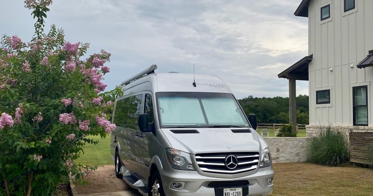 2016 Winnebago Era Class B Rental in Driftwood, TX Outdoorsy