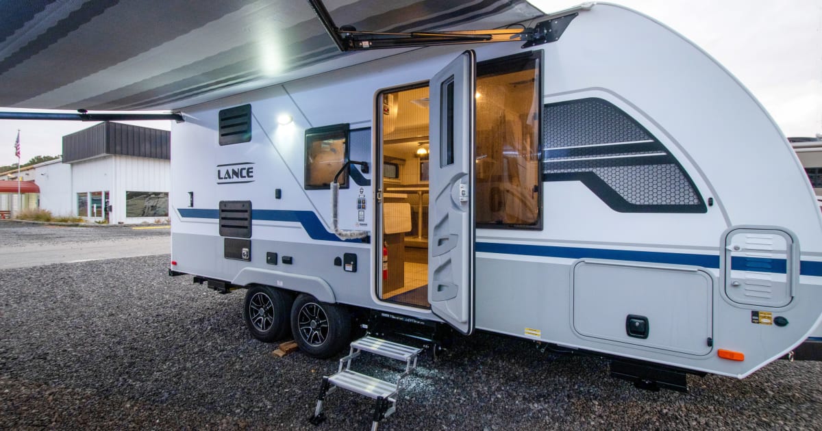 2022 Lance 1985 Travel trailer Rental in Charleston, SC Outdoorsy