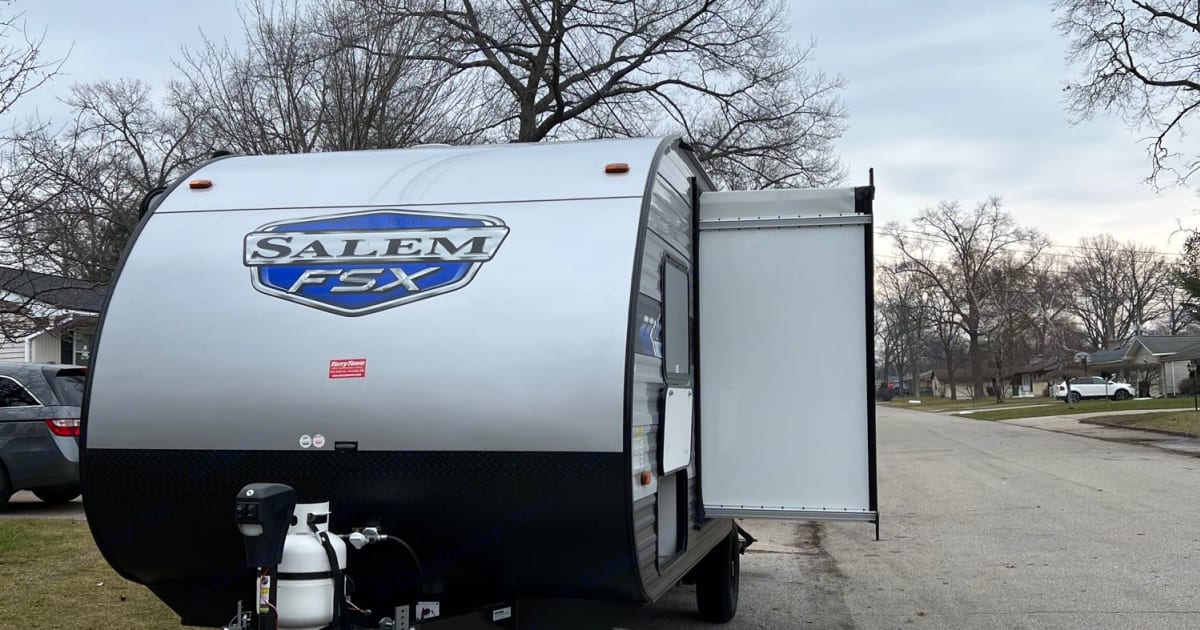 2022 Forest River Salem Travel trailer Rental in Muskegon, MI Outdoorsy