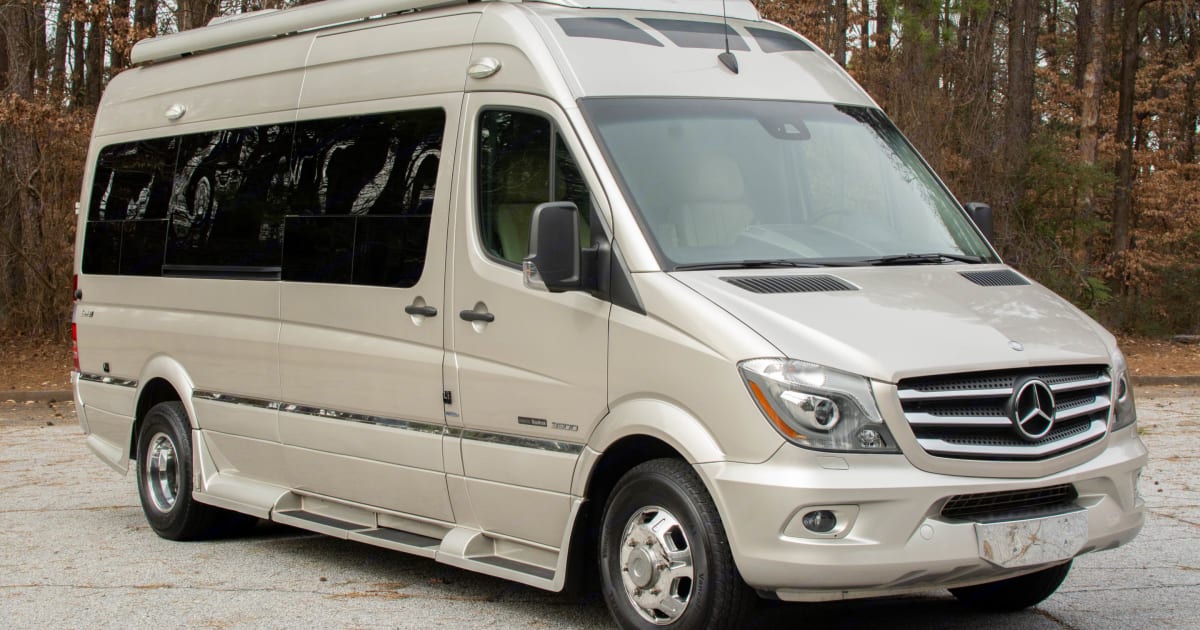 2015 Roadtrek Roadtrek Class B Fourgon Rental in Norcross, GA Outdoorsy
