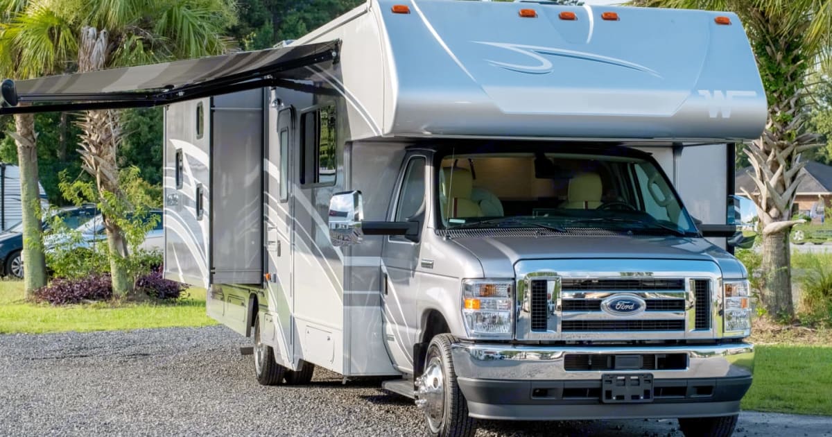 2022 Winnebago Minnie Winnie Class C Rental in Charleston, SC | Outdoorsy