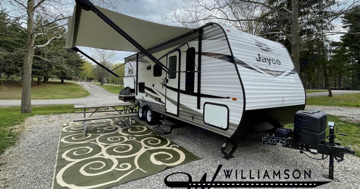 2019 Jayco Jay Flight Travel trailer Rental in Seymour, IN Outdoorsy