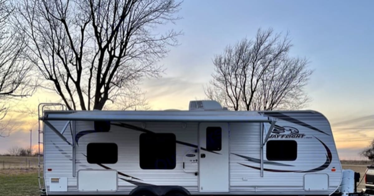 2015 Jayco Jay Flight Travel trailer Rental in Nixa, MO Outdoorsy