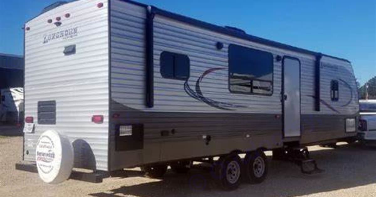 2018 Crossroads RV Longhorn Travel trailer Rental in Murrieta, CA