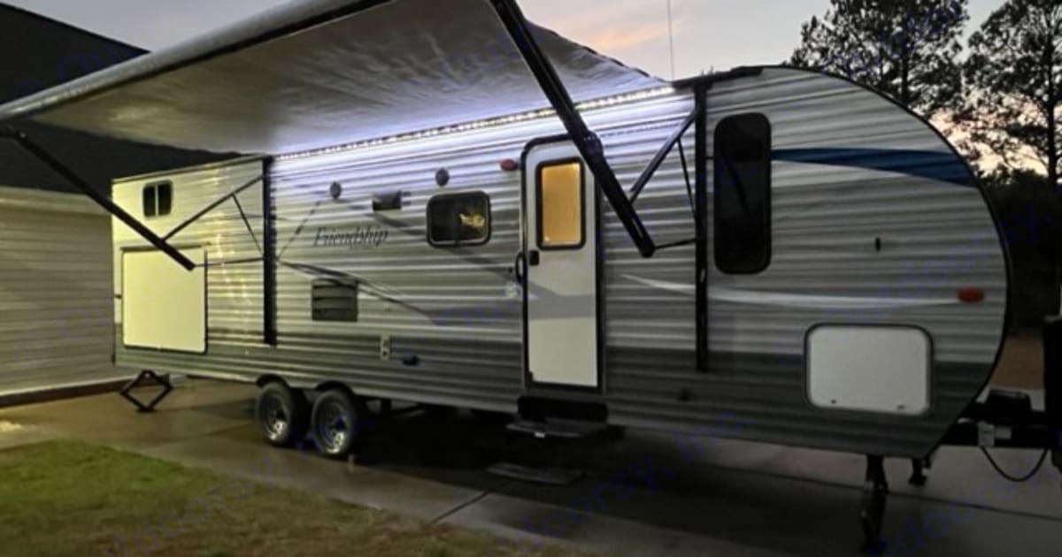 gulf stream friendship travel trailer