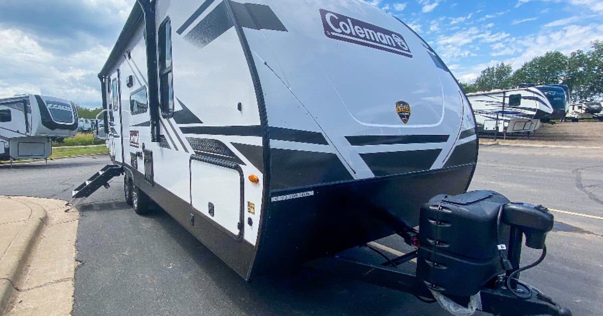 2023 Coleman COLEMAN LIGHT 2455BH Travel trailer Rental in Houlton, WI