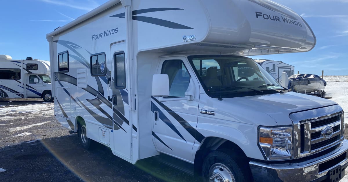 2024 Thor Motor Coach Four Winds Motorhome Rental in Aurora, CO Outdoorsy
