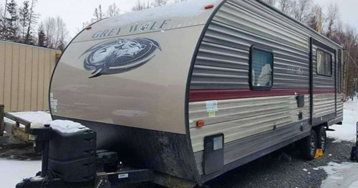 2019 Forest River Cherokee Grey Wolf Travel trailer Rental in Wasilla