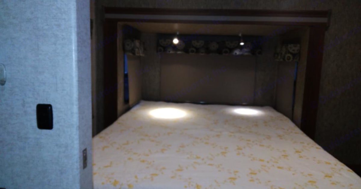 2017 Forest River Sunseeker Class C Rental in Camden, SC Outdoorsy