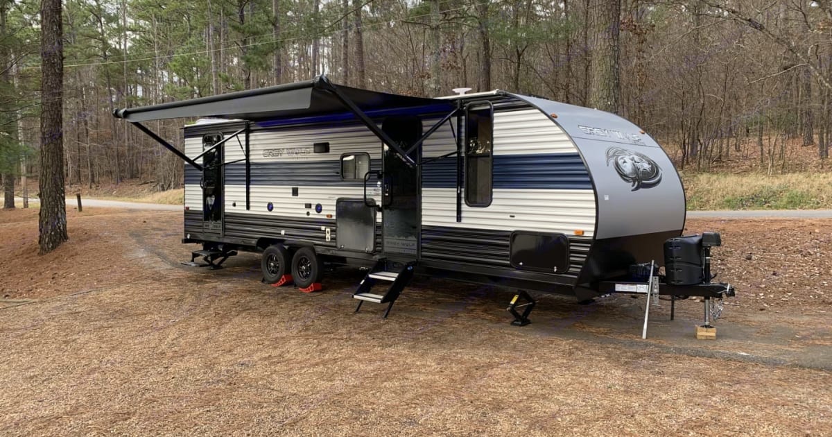 2021 Forest River Cherokee Grey Wolf Travel trailer Rental in