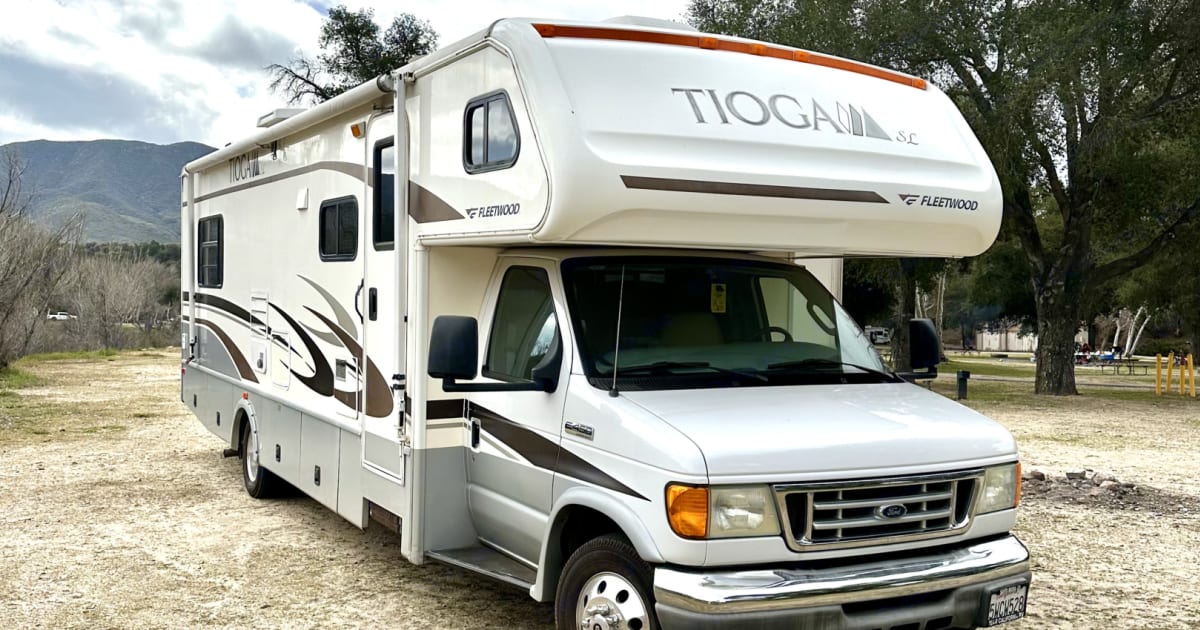 2008 Tioga Tioga Motorhome Class C Rental in Oceanside, CA Outdoorsy
