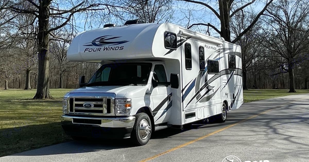 2024 Thor Motor Coach Four Winds 28Z Motorhome Rental in Columbus, OH