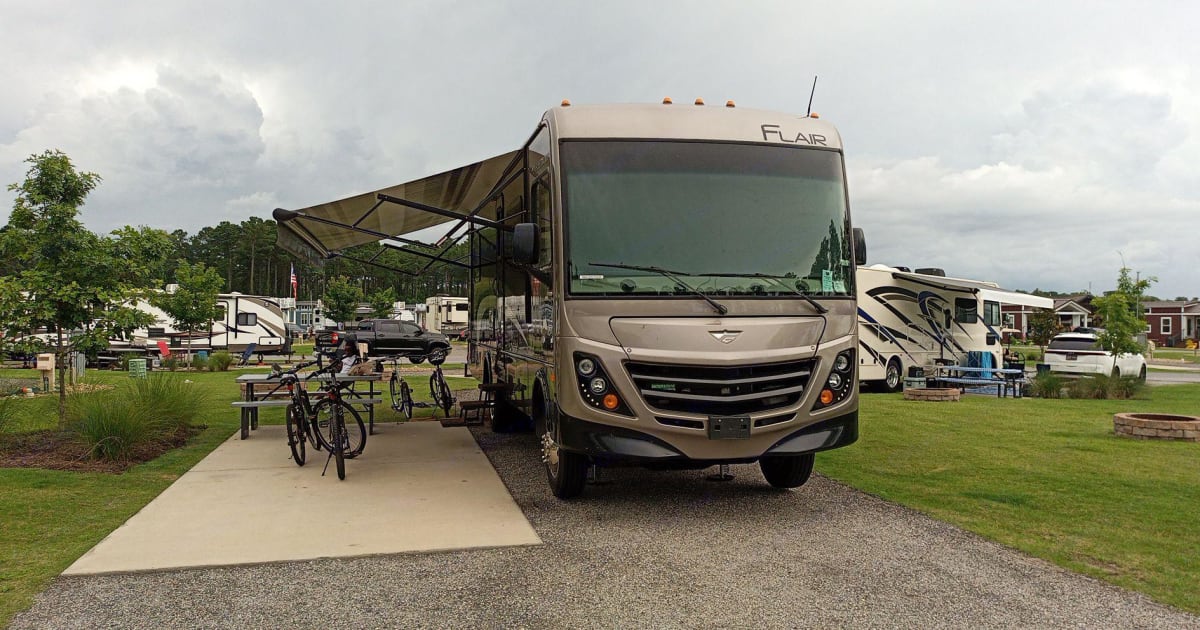 2016 Fleetwood 29T Class A Rental in Jacksonville, FL Outdoorsy