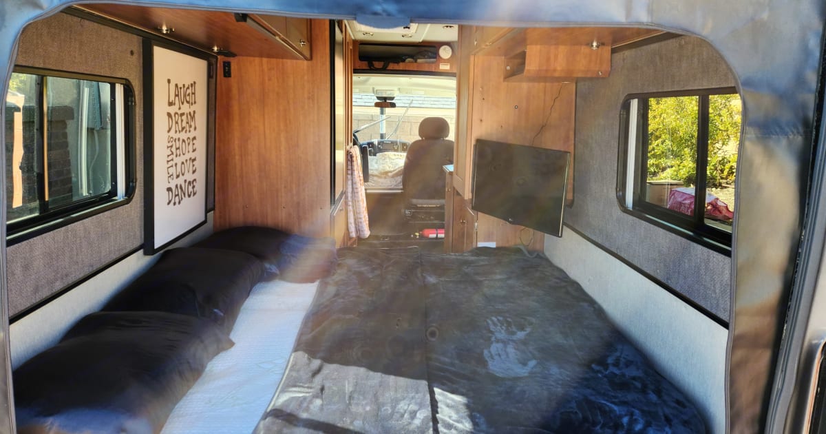 2019 Roadtrek Roadtrek Class B Class B Rental in Menifee, CA Outdoorsy