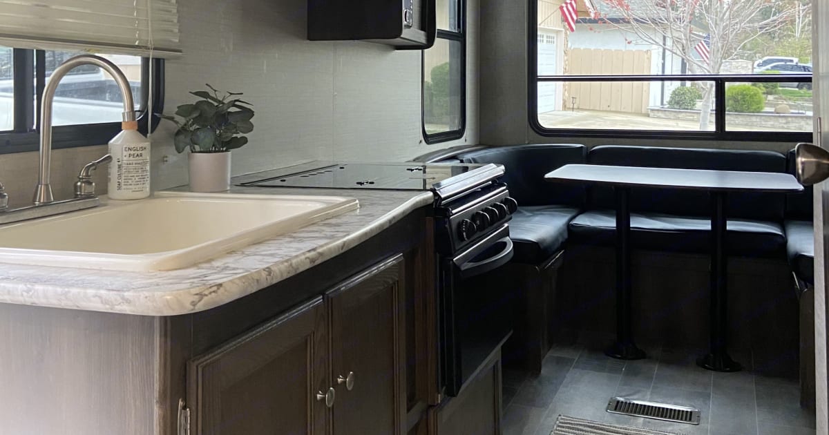 2017 Keystone RV Bullet Ultra Lite Travel trailer Rental in Modesto, CA Outdoorsy