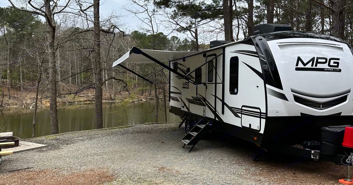 2023 Cruiser Rv Corp Cruiser Caravane Rental in Apex, NC | Outdoorsy