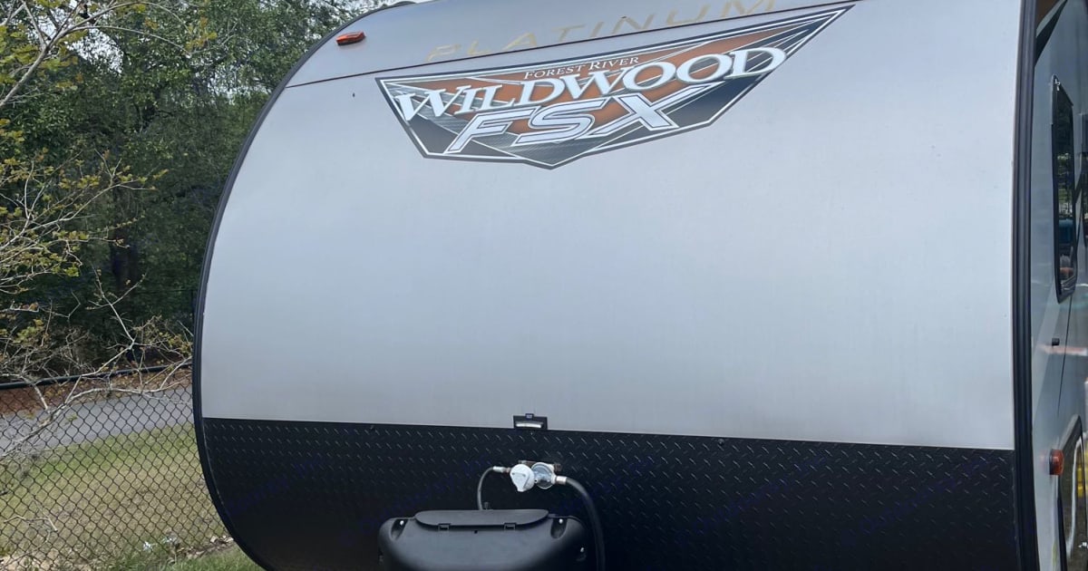 2022 Forest River Wildwood Travel trailer Rental in Zephyrhills, FL