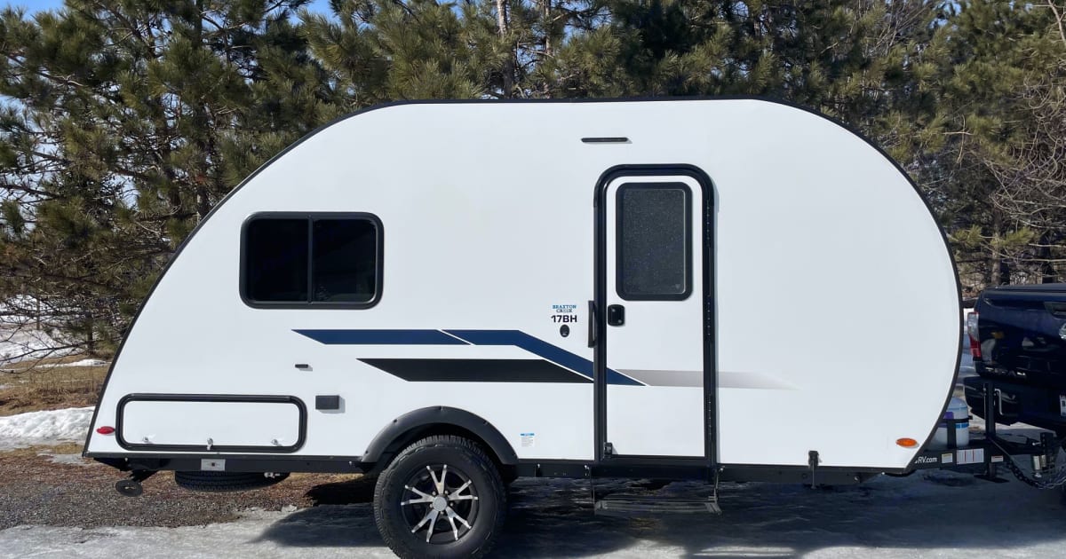 2022 Braxton Creek Bushwacker Plus Travel trailer Rental in Merrill, WI