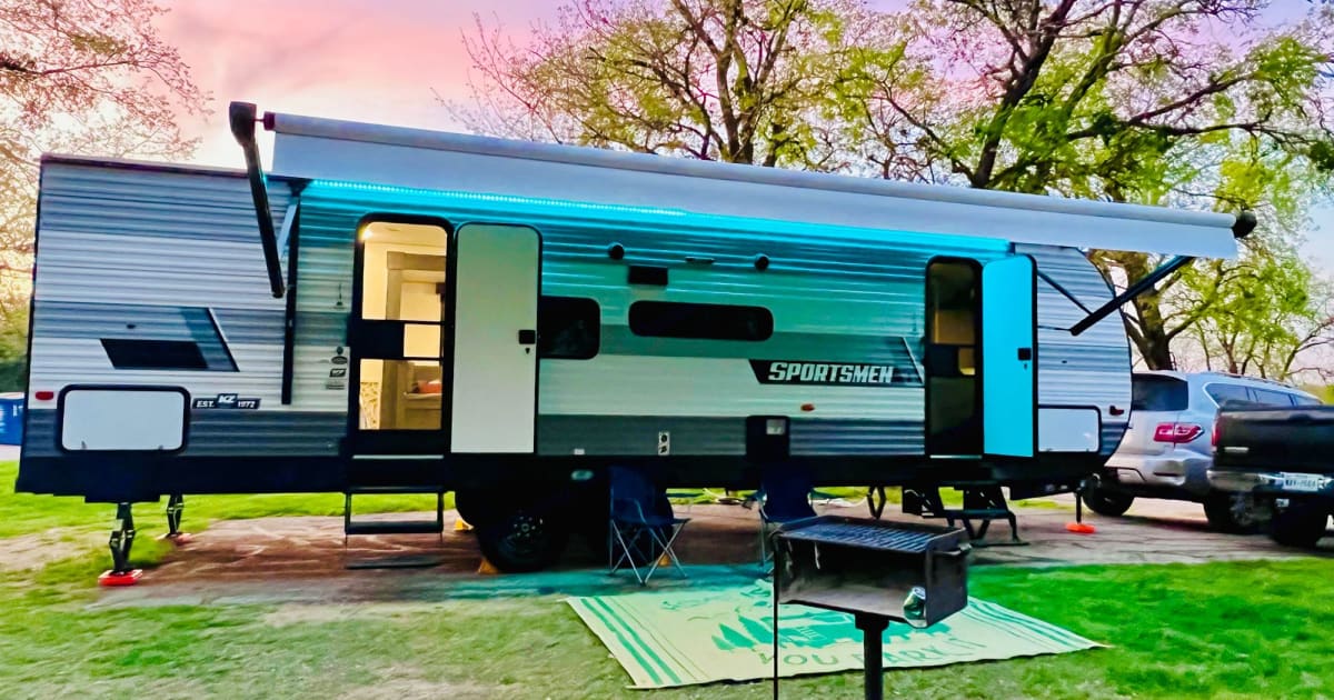 2022 KZ Sportsmen 281BHSE Travel trailer Rental in Corinth, TX Outdoorsy