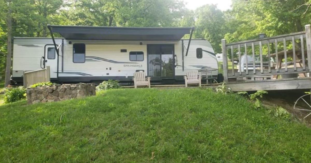 2020 Keystone Springdale Travel trailer Rental in Loudonville, OH Outdoorsy