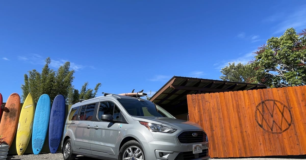 2022 Ford Transit Connect Wagon Camper van Rental in Kahului, HI Outdoorsy