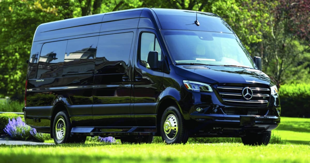 2023 Ultimate Toys Ultimate CamperVan Fourgon Rental in Dallas, TX