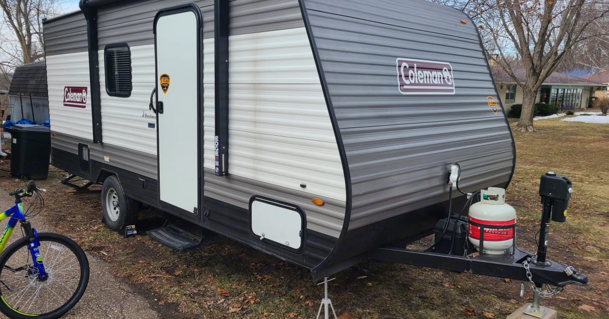 2021 Dutchmen Coleman Lantern LT Travel trailer Rental in Durand, WI