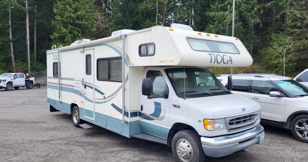2001 Tioga Tioga Motorhome Class C Rental in Graham WA Outdoorsy