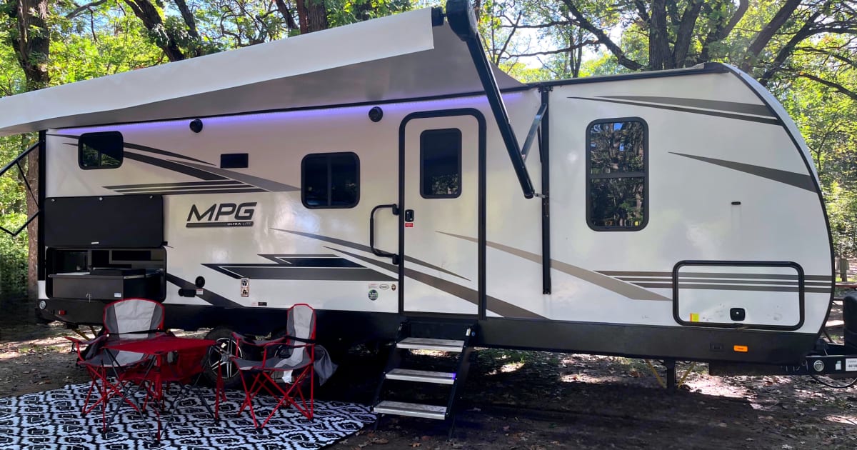 2022 Cruiser RV MPG Ultra Lite Travel trailer Rental in Blaine, MN