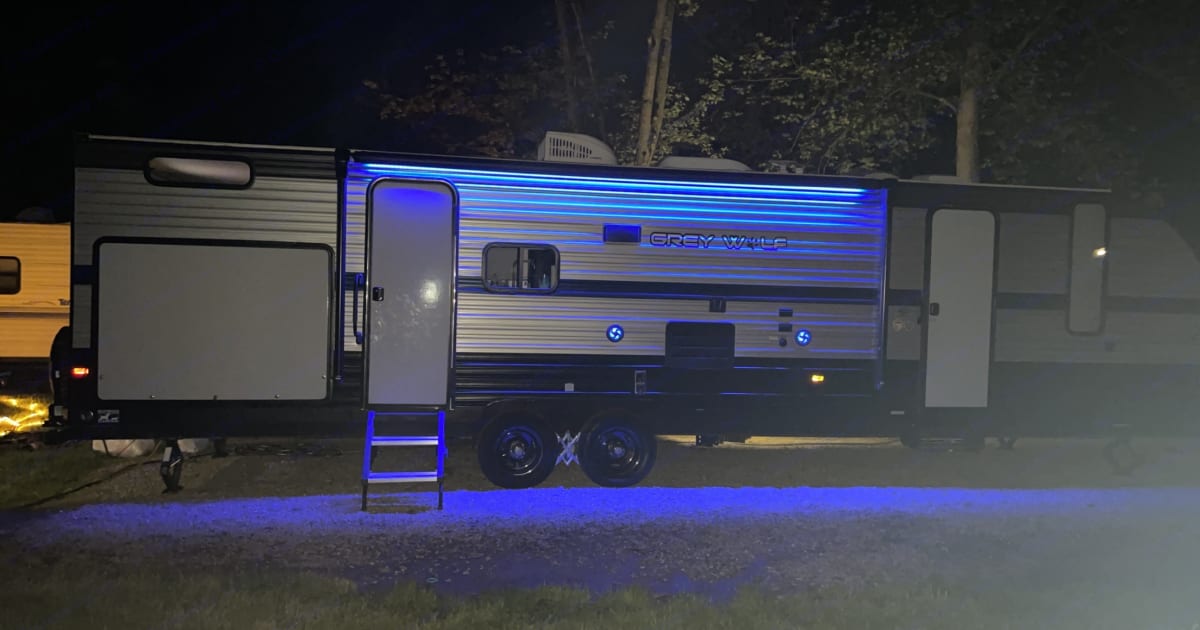 2020 Forest River Cherokee Grey Wolf Travel trailer Rental in